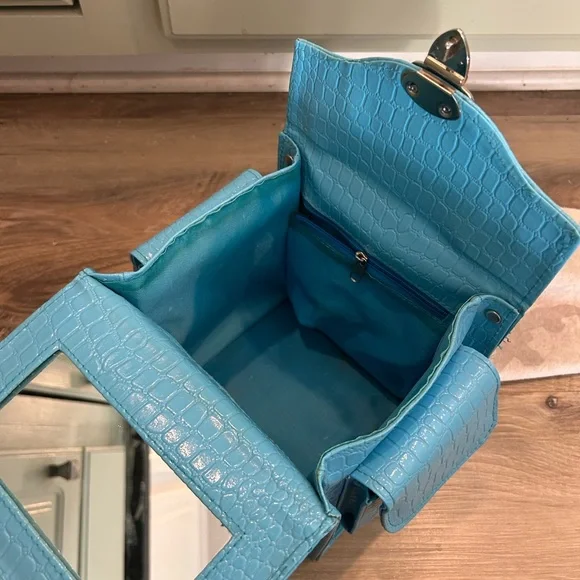 tru brand aqua blue Crocodile-Embossed style Women's box bag - Picture 10 of 14